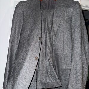 Men's Gray suit